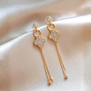 Gold-plated clover dangle earrings with cubic zirconia stones and chains – GatexStore jewellery for women