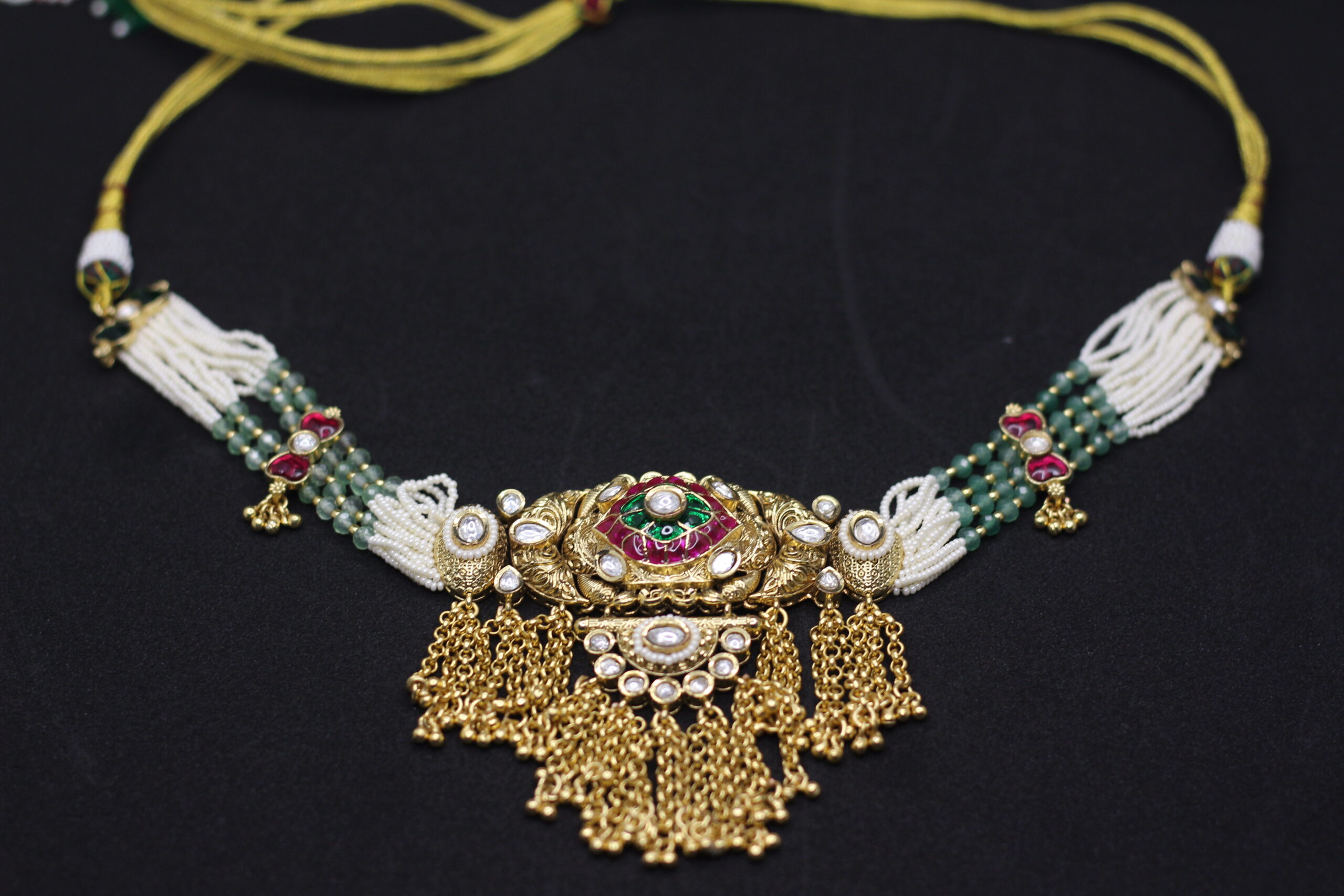 Traditional Gold-Plated Beaded Choker Necklace - Image 3