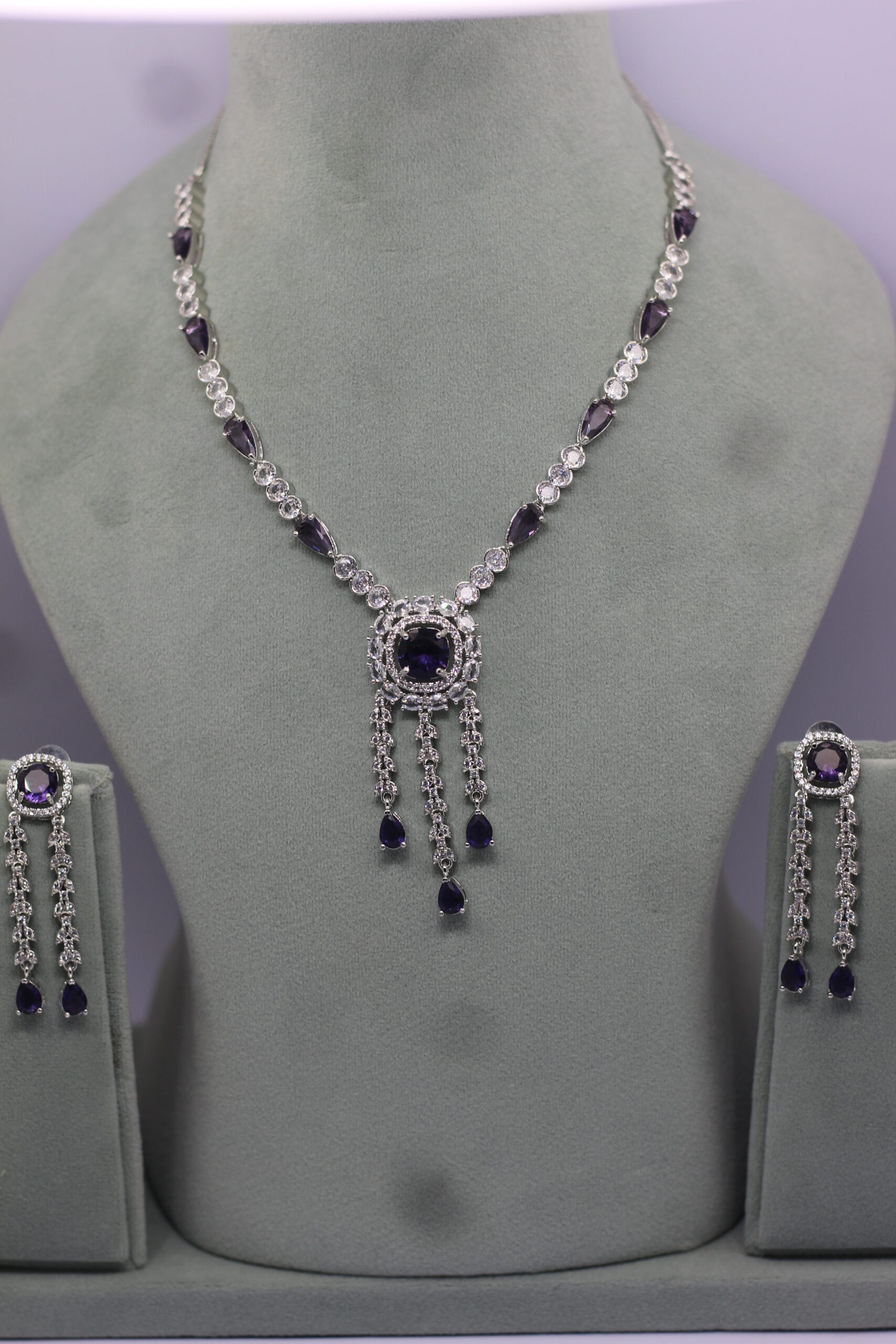 Elegant Silver-Plated Necklace Set with Purple Gemstones - Image 5