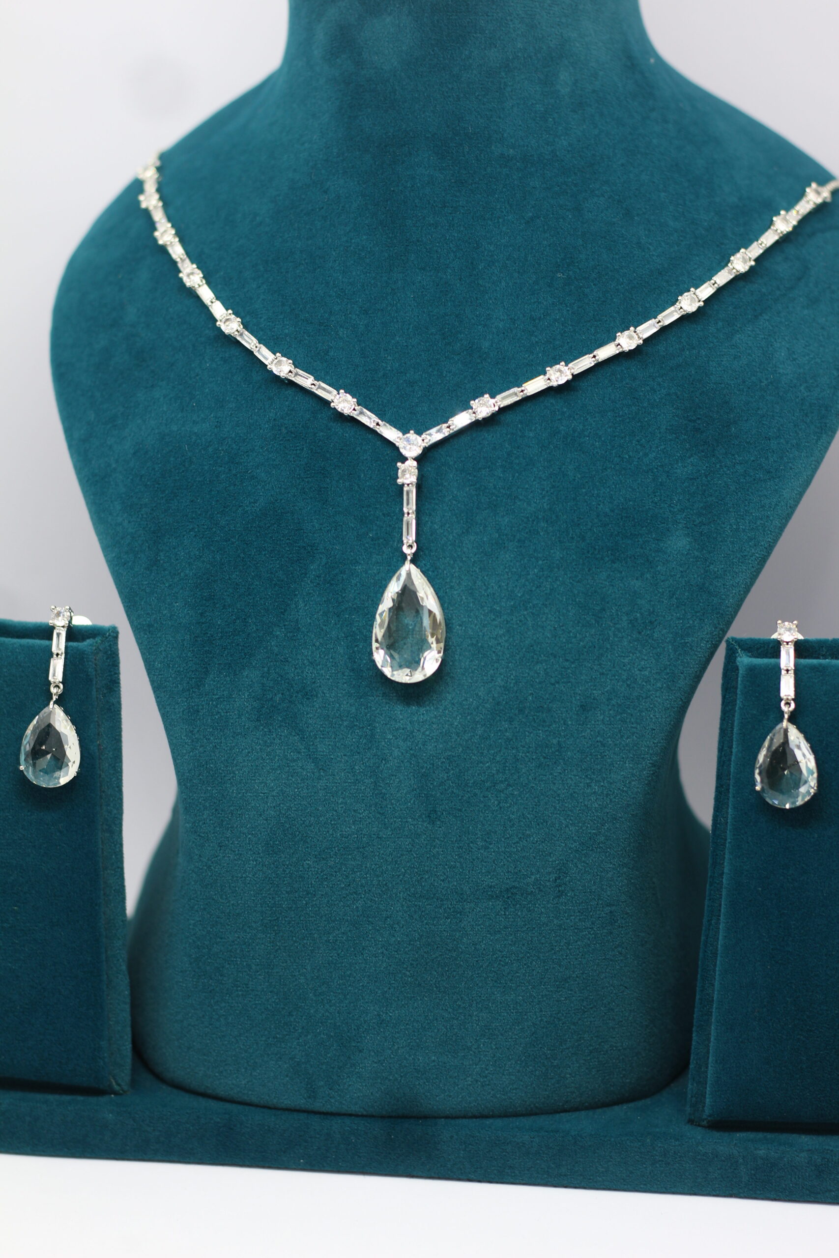 Platinum-Plated Teardrop Crystal Necklace & Earring Set - Image 5