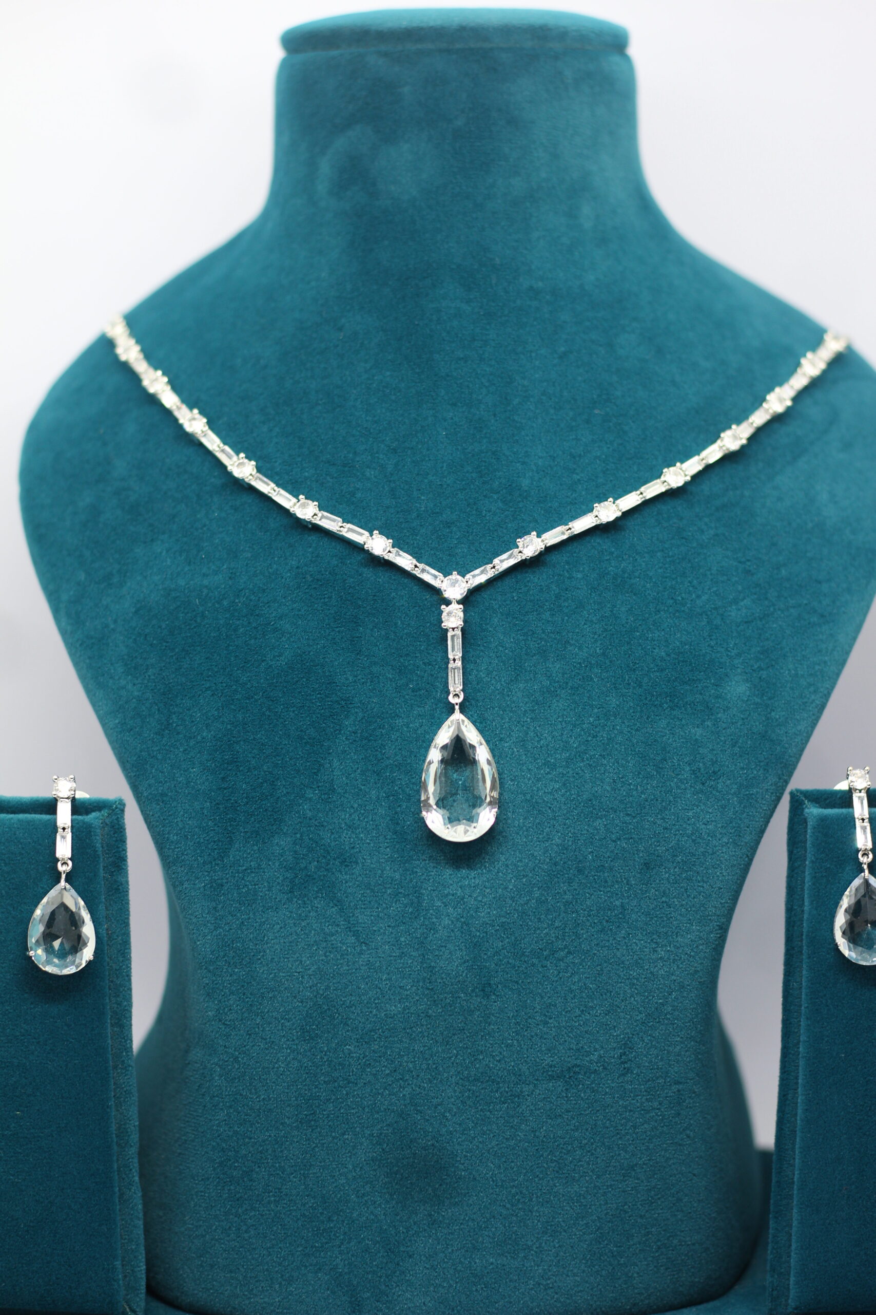Platinum-Plated Teardrop Crystal Necklace & Earring Set - Image 3