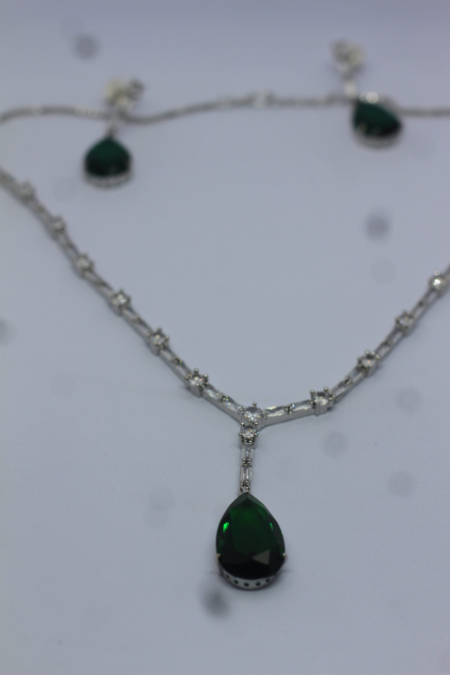 Platinum-Plated Emerald Green Teardrop Crystal Necklace & Earring Set - Image 2