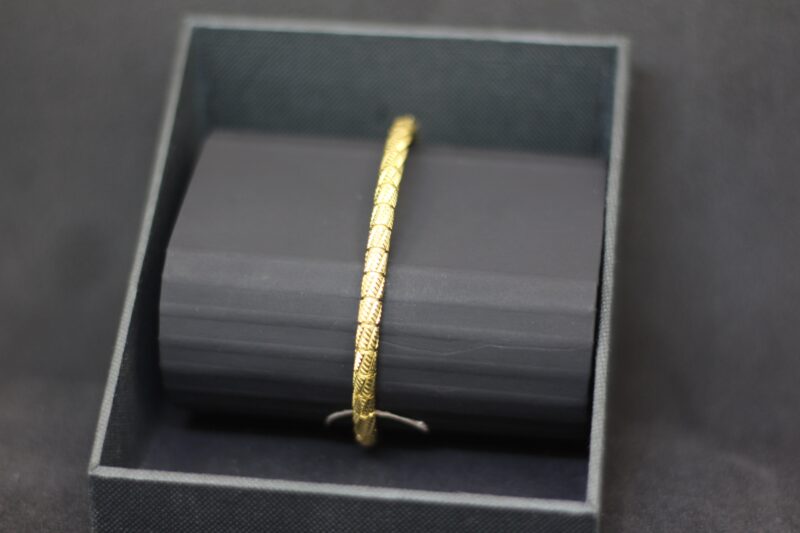 Gold-Plated Classic Textured Bracelet – Elegant Daily Wear - Image 4