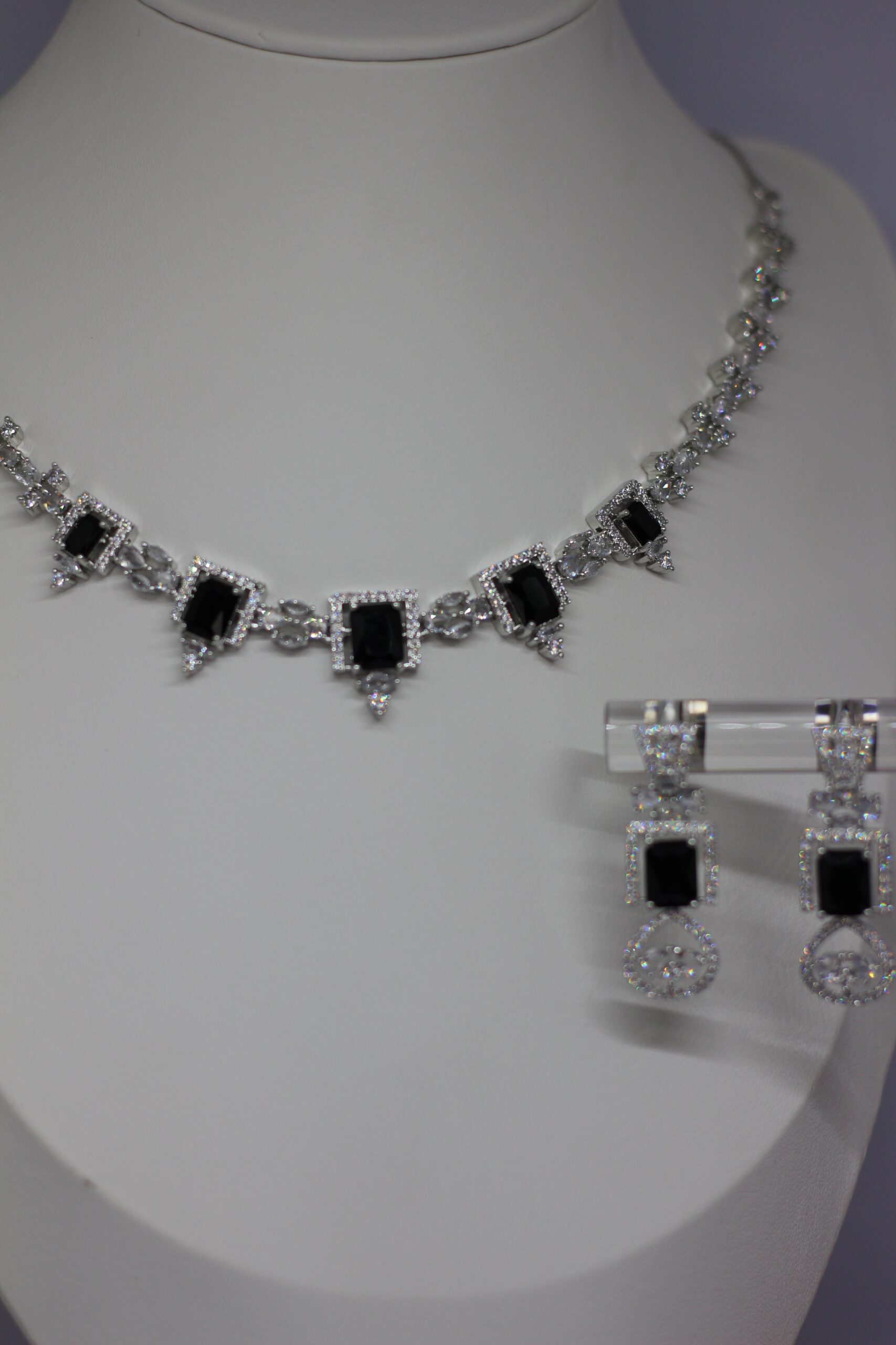 Midnight Elegance Black Onyx Necklace Set - Image 4