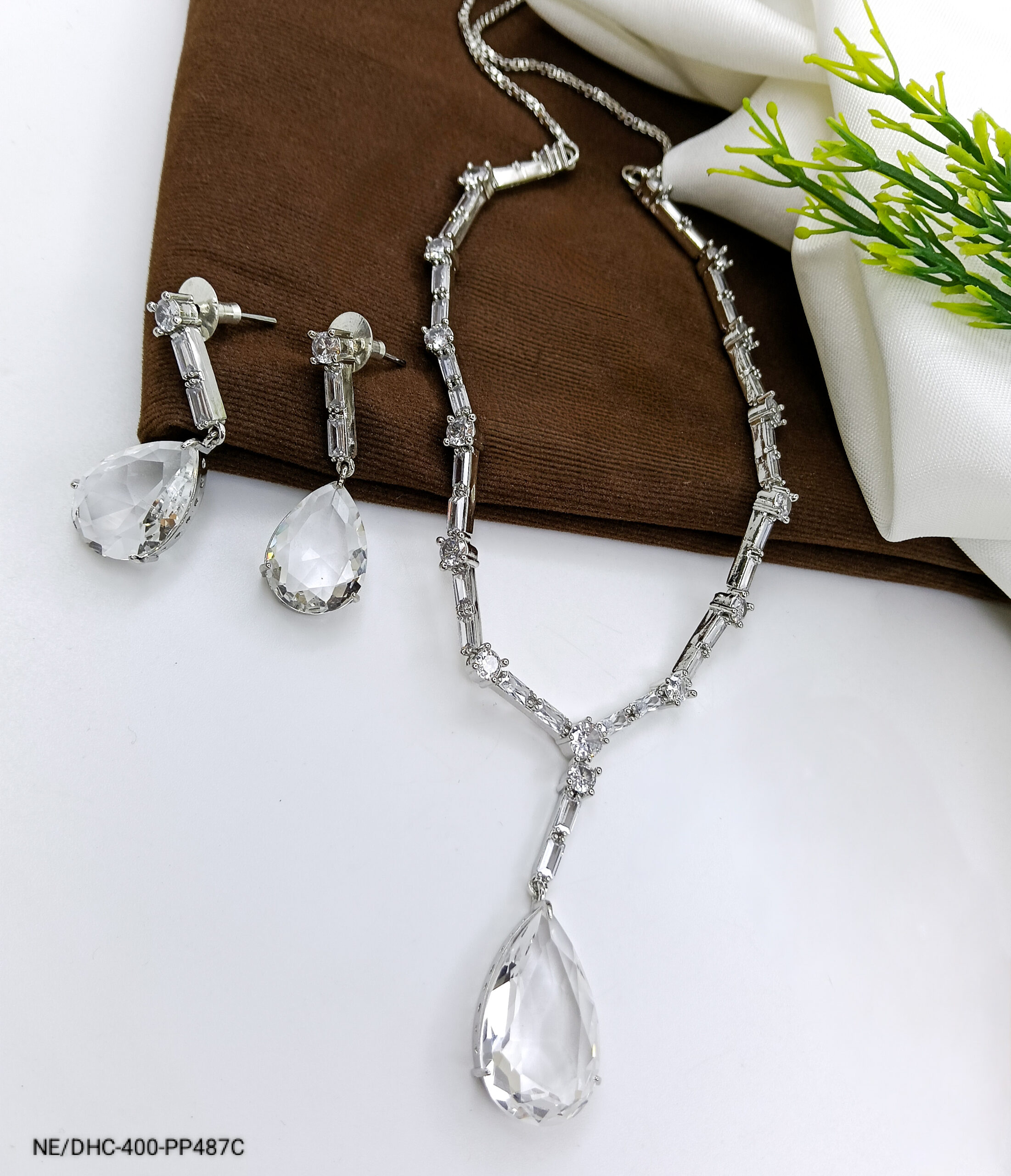 Clear Teardrop Solitaire Silver Necklace Set